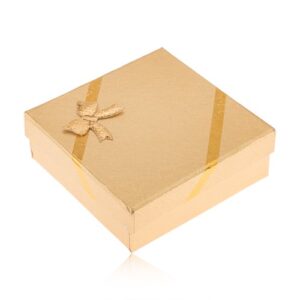 Darčeková krabička zlatej farby na šperky