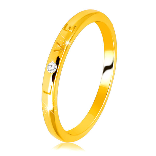 Diamantová obrúčka v žltom 14K zlate - nápis "LOVE" s briliantom
